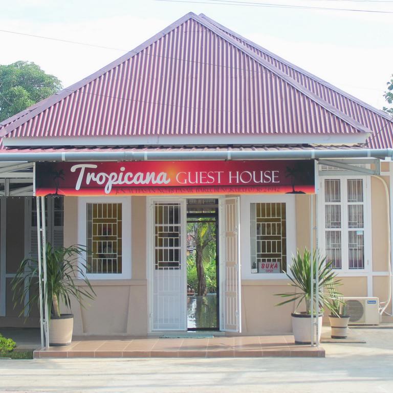 Tropicana Guest House Bengkulu Exteriér fotografie